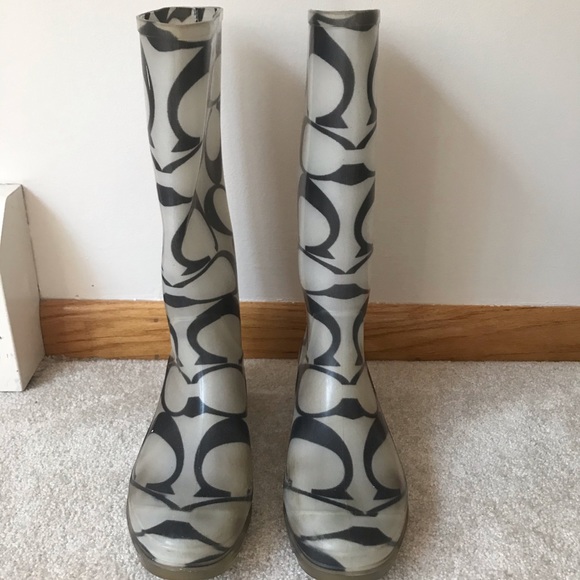 ⚡️⚡️SOLD⚡️⚡️Coach Rain Boots Size 8 - Picture 4 of 16